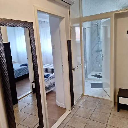 Apartment Megy *